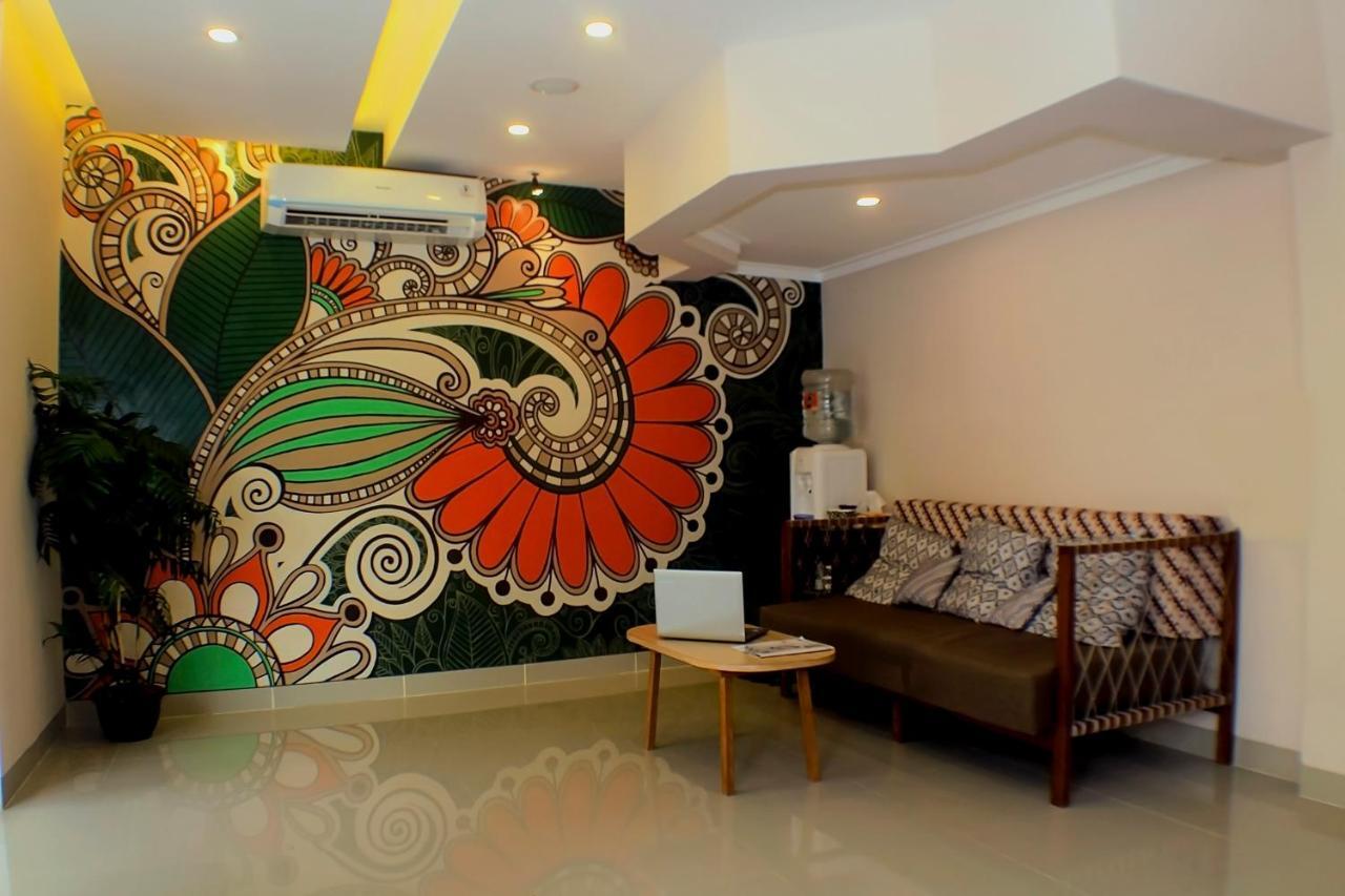 Front One Cabin Malioboro Jogja Yogyakarta Eksteriør bilde